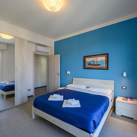 Blue Dream Apartment 14 ลาสเปเซีย ภายนอก รูปภาพ